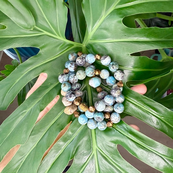 Calm ~ Grounding & Strength bracelet - Picture 6 of 7